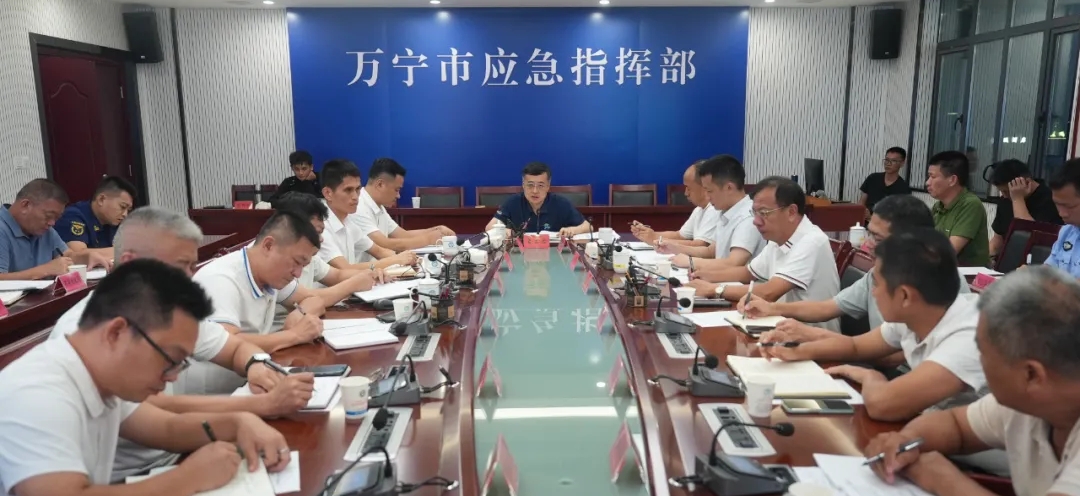 盖文启督导检查防风防汛工作并召开工作调度会